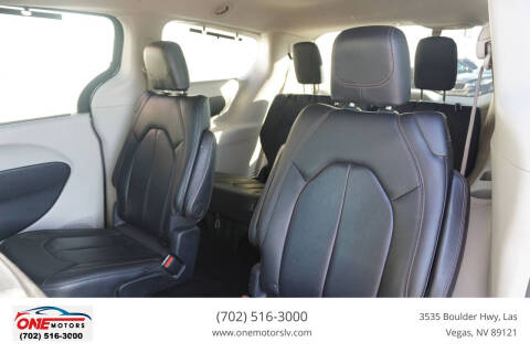 2018 Chrysler Pacifica Touring L