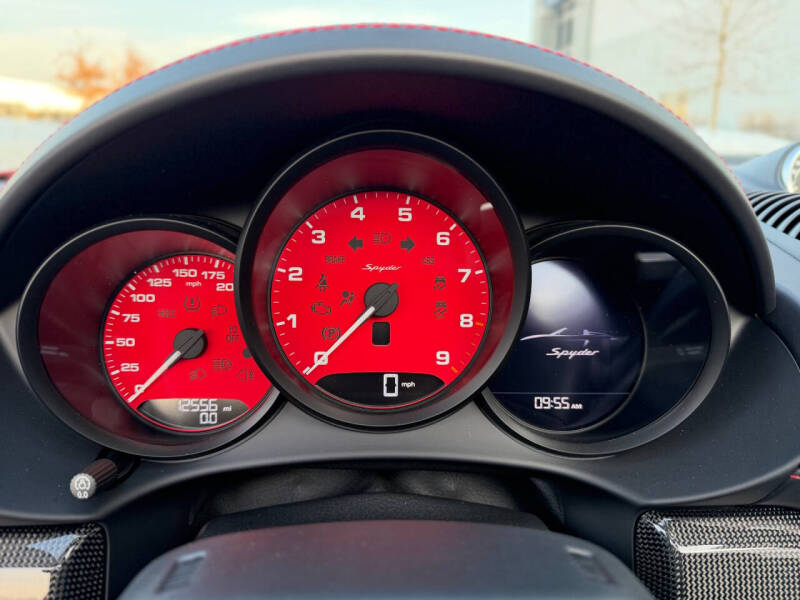 2022 Porsche 718 Boxster Spyder