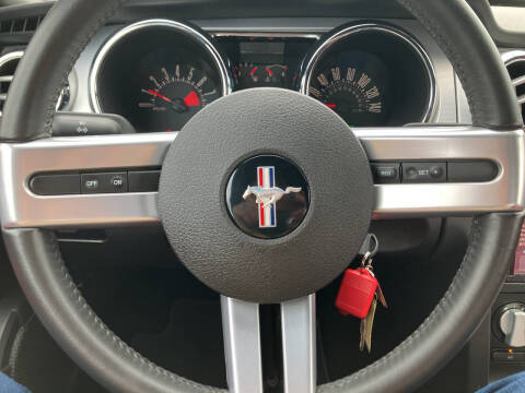 2005 Ford Mustang GT Premium