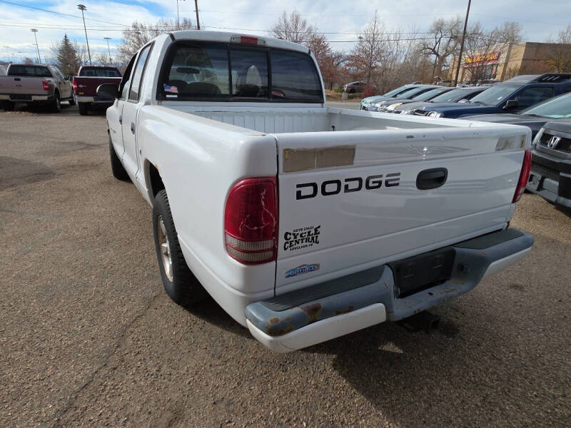2001 Dodge Dakota Sport