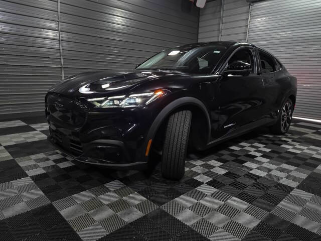 2024 Ford Mustang Mach-E Select