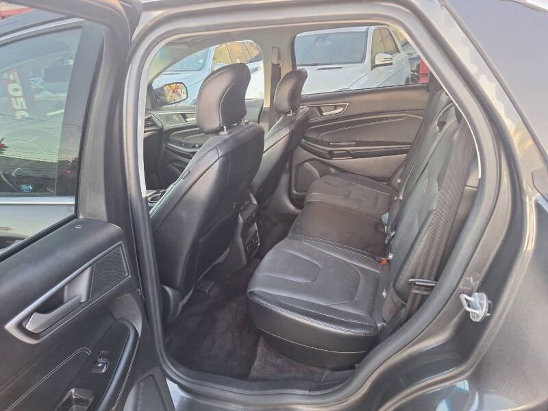 2016 Ford Edge Titanium