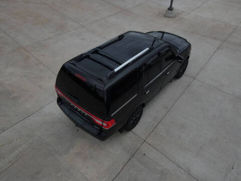 2016 Lincoln Navigator Select