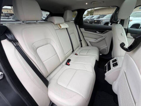 2022 Jaguar F-PACE P250 S