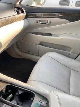 2009 Lexus LS 460L