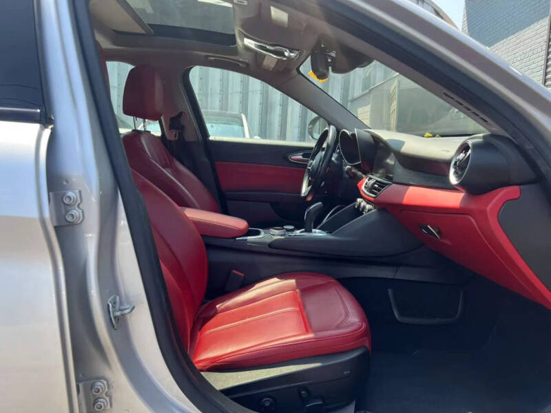 2021 Alfa Romeo Giulia Sprint