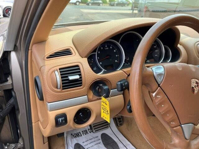 2004 Porsche Cayenne S