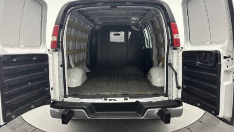 2023 Chevrolet Express 2500