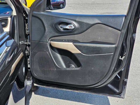 2017 Jeep Cherokee Latitude