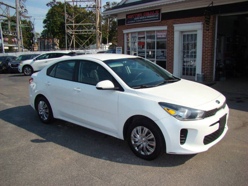 2018 Kia RIO S photo 2