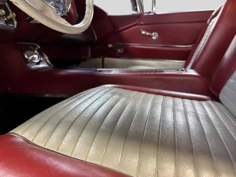 1959 Ford Thunderbird