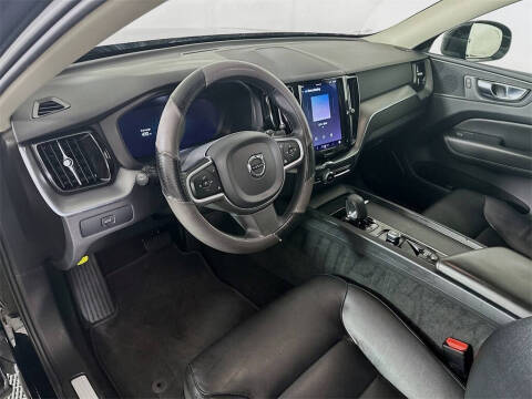 2023 Volvo XC60 B5 Core