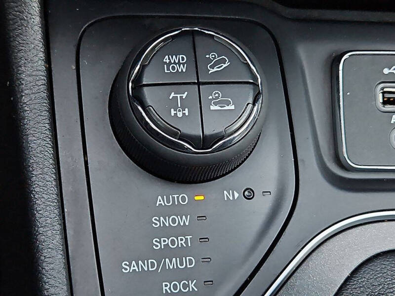 2022 Jeep Cherokee Trailhawk