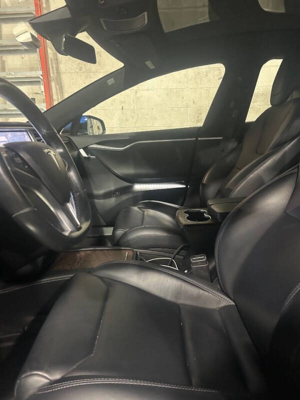 2018 Tesla Model S 75D