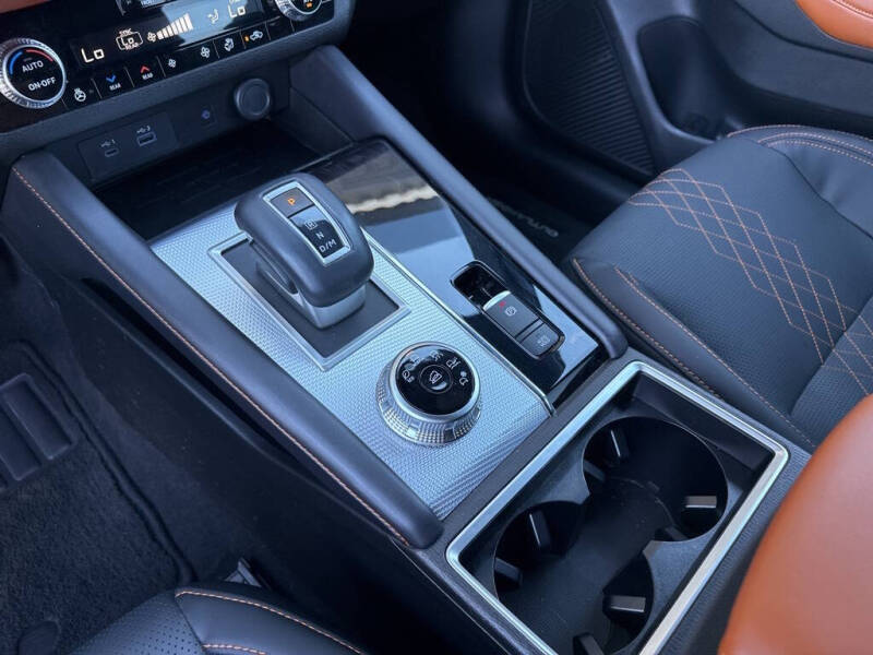 2024 Mitsubishi Outlander SEL