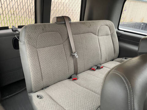 2017 Chevrolet Express LS 2500