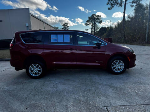 2025 Chrysler Voyager LX