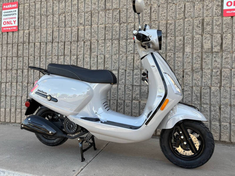 2024 Scootstar RetroStar 150i