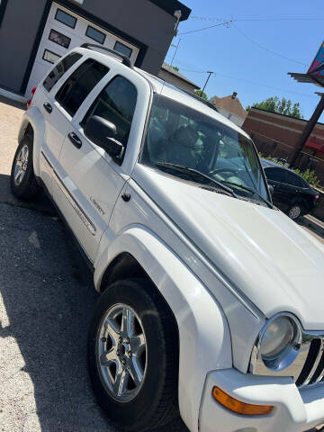 2004 Jeep Liberty for sale at Locust Auto Sales in Davenport IA