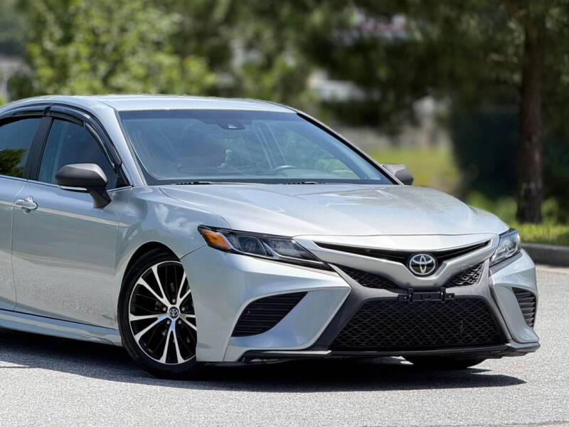 2018 Toyota Camry SE