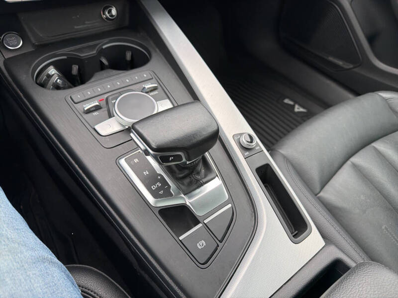 2017 Audi A4 2.0T quattro Premium Plus