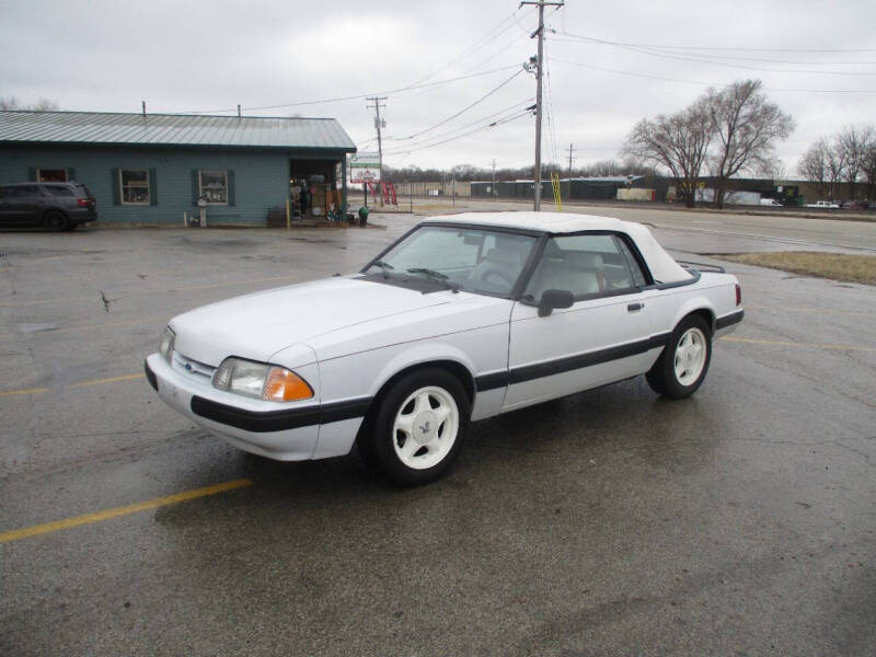 1991 Ford Mustang for sale at RJ Motors in Plano IL