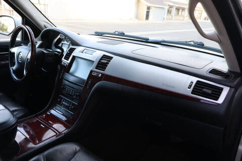 2011 Cadillac Escalade