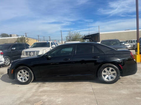 2015 Chrysler 300 for sale at Auto Finance La Meta in San Antonio TX