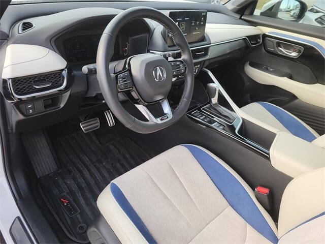 2025 Acura ADX w/A-SPEC