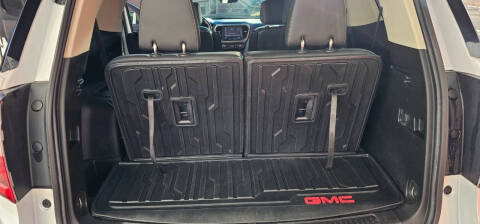 2022 GMC Acadia Denali