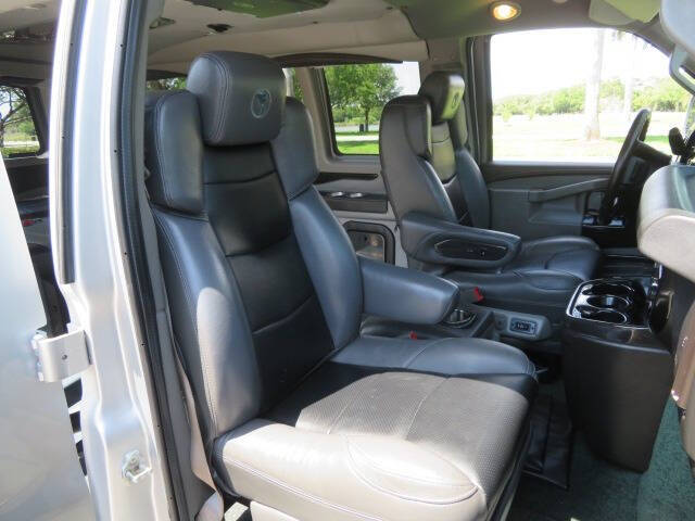 2020 Chevrolet Express 2500