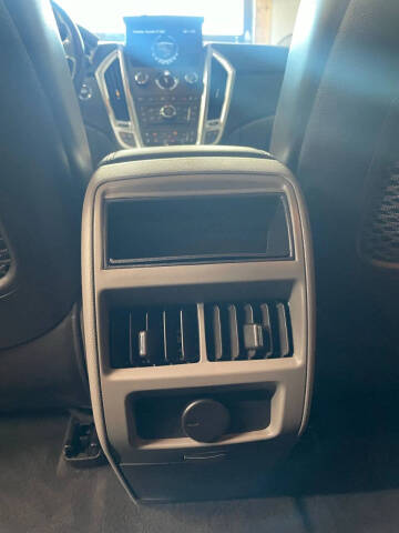 2011 Cadillac SRX Luxury Collection