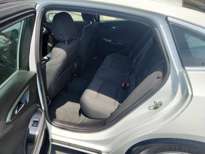 2018 Chevrolet Malibu LS