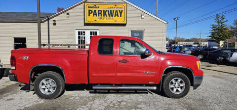 2010 GMC Sierra 1500 for sale at Parkway Motors in Springfield IL