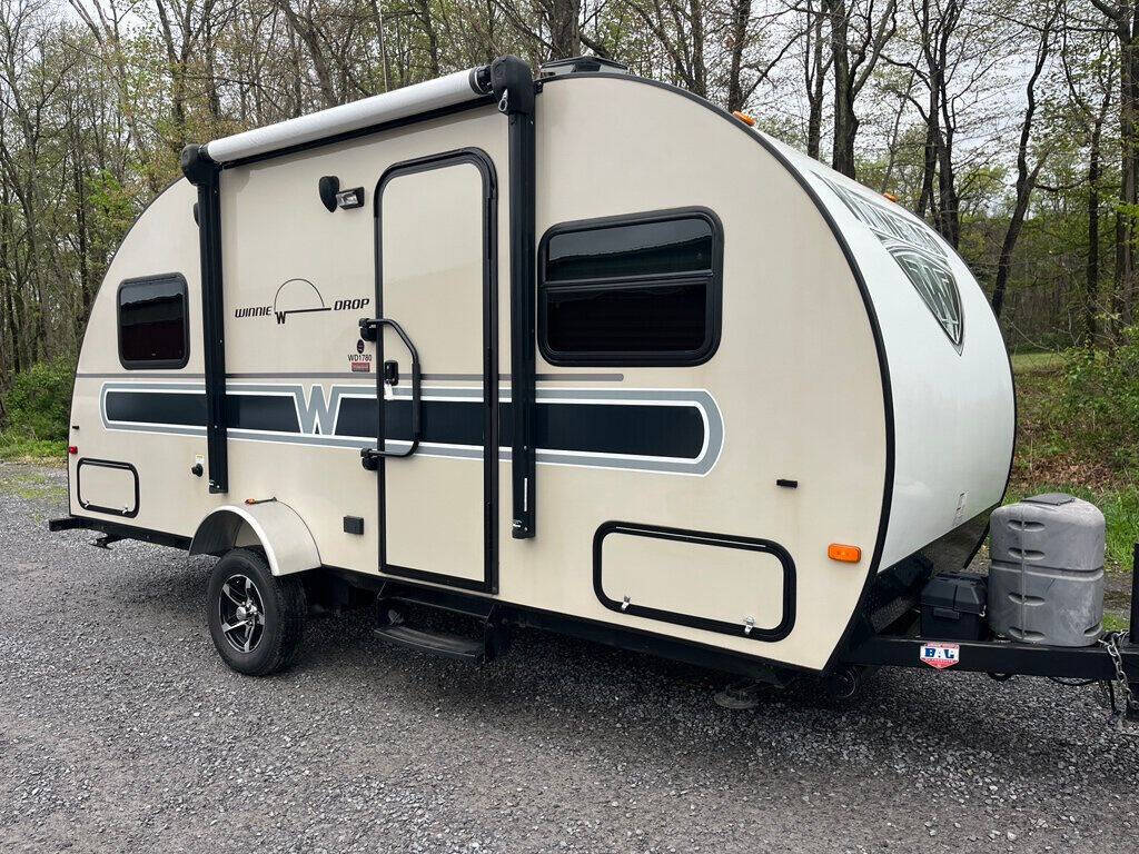 2017 Winnebago Winnie Drop WD1780 1