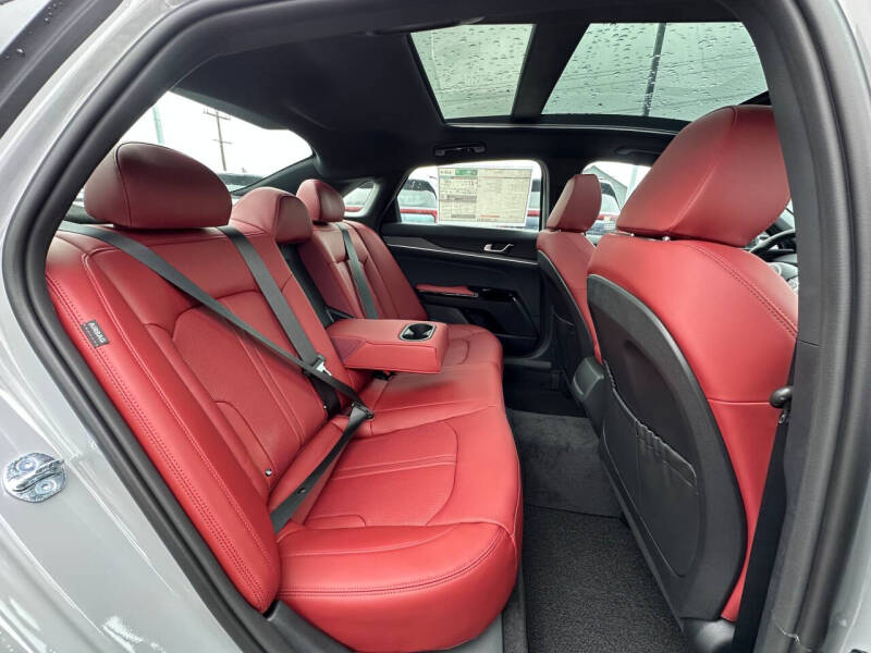 2026 Kia K5