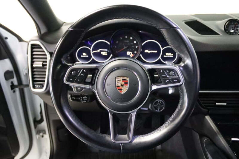 2023 Porsche Cayenne