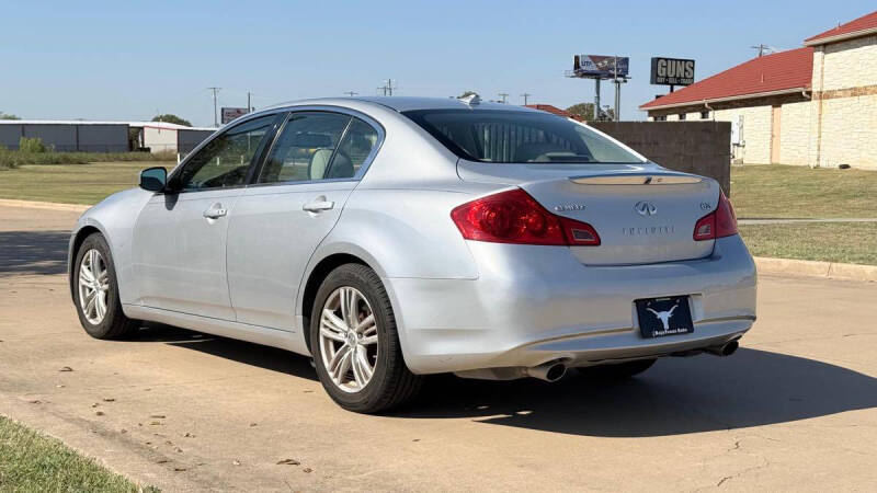 2011 Infiniti G25 Sedan Journey