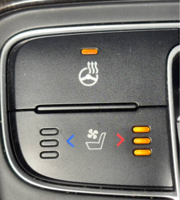 2014 Kia Cadenza Premium