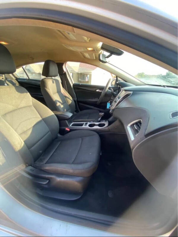 2016 Chevrolet Cruze LS Auto