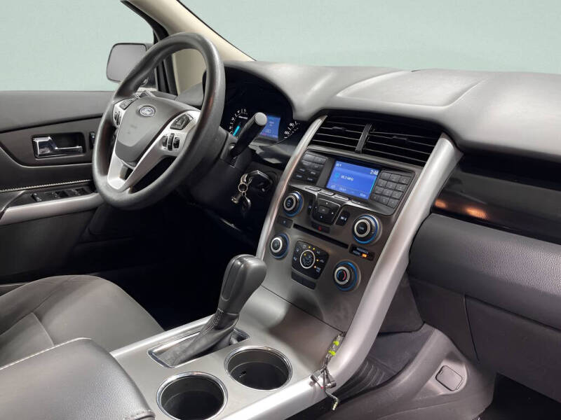 2014 Ford Edge SE