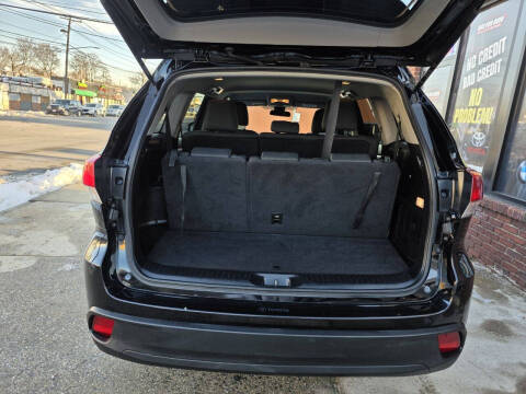 2018 Toyota Highlander LE