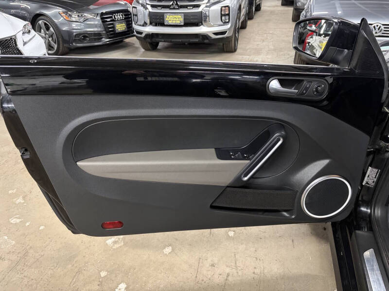 2012 Volkswagen Beetle Convertible