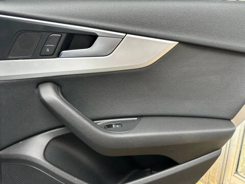 2017 Audi A4 2.0T quattro Premium