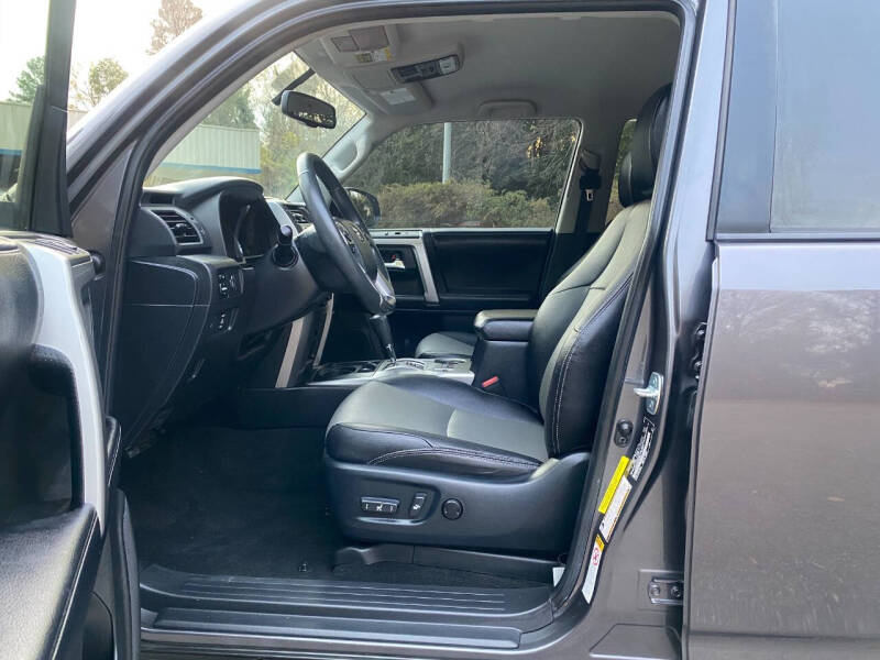 2017 Toyota 4Runner SR5