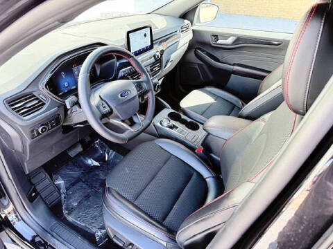 2025 Ford Escape ST-Line Select