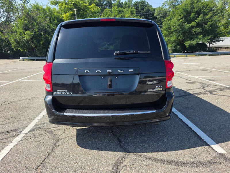 2016 Dodge Grand Caravan SXT