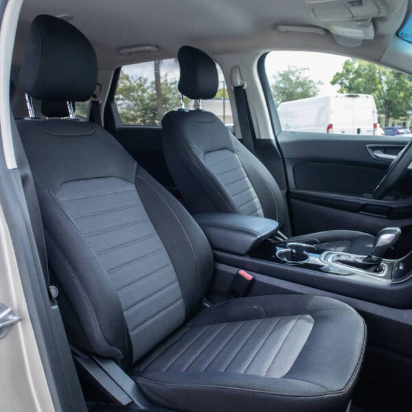 2018 Ford Edge SE