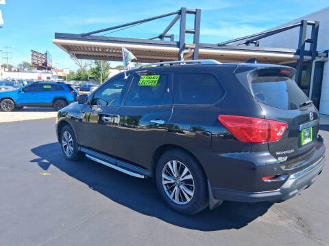 2019 Nissan Pathfinder SL