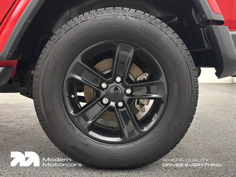 2020 Jeep Wrangler Unlimited Sahara Altitude